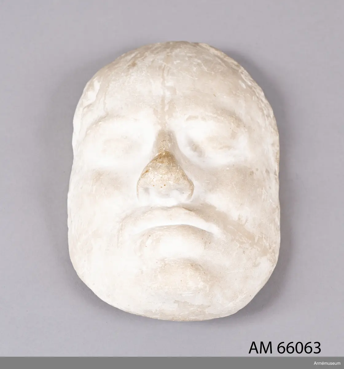 Grupp M I.

Gipsmask föreställande den döde Karl XII.
