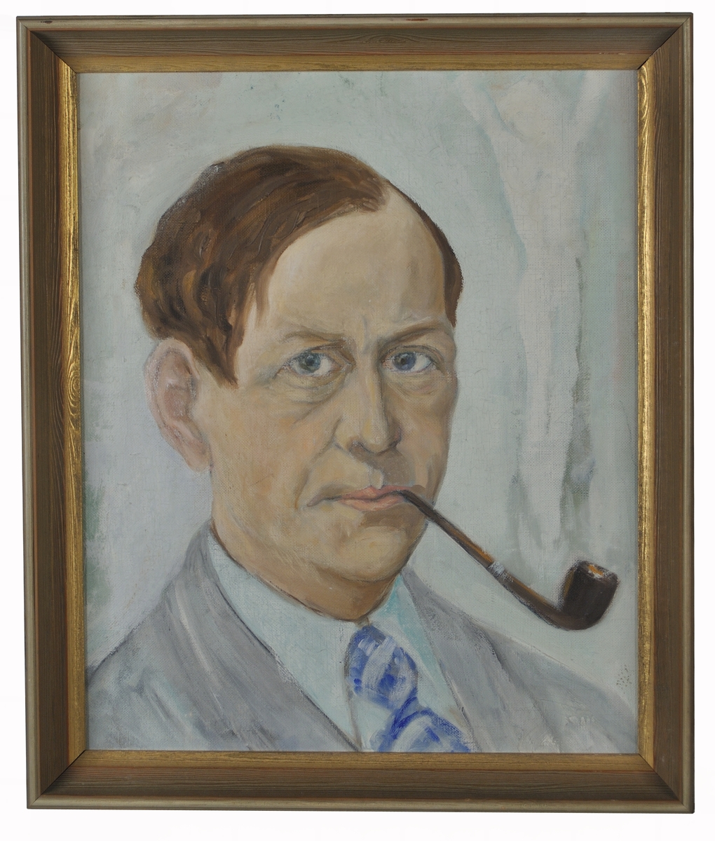 Oljemålning av Ruben Wallström. Självporträtt. Olja på duk. 41x33 cm. Signerad på baksidan.