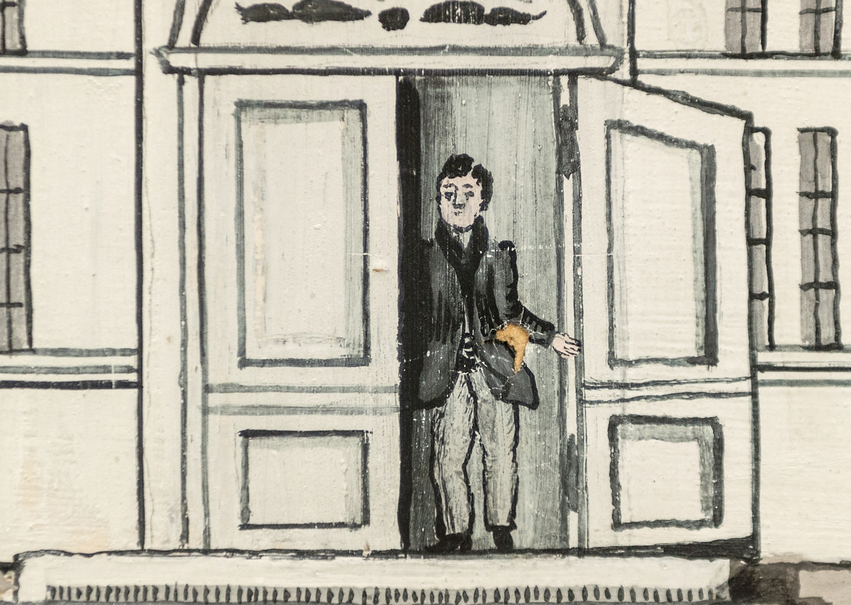 Del av väggmålning. Limfärg på papp. Pilastrar och målat väggfält.
Ett par framför herrgård iförd 1850-talsklädsel.