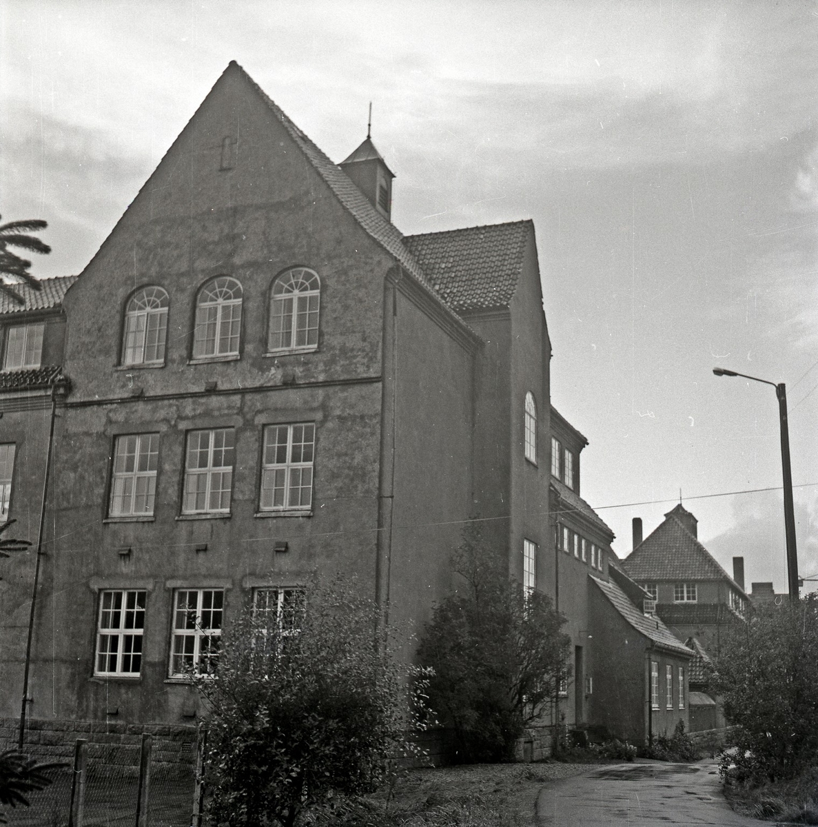 Lillesund skole. Eksteriør