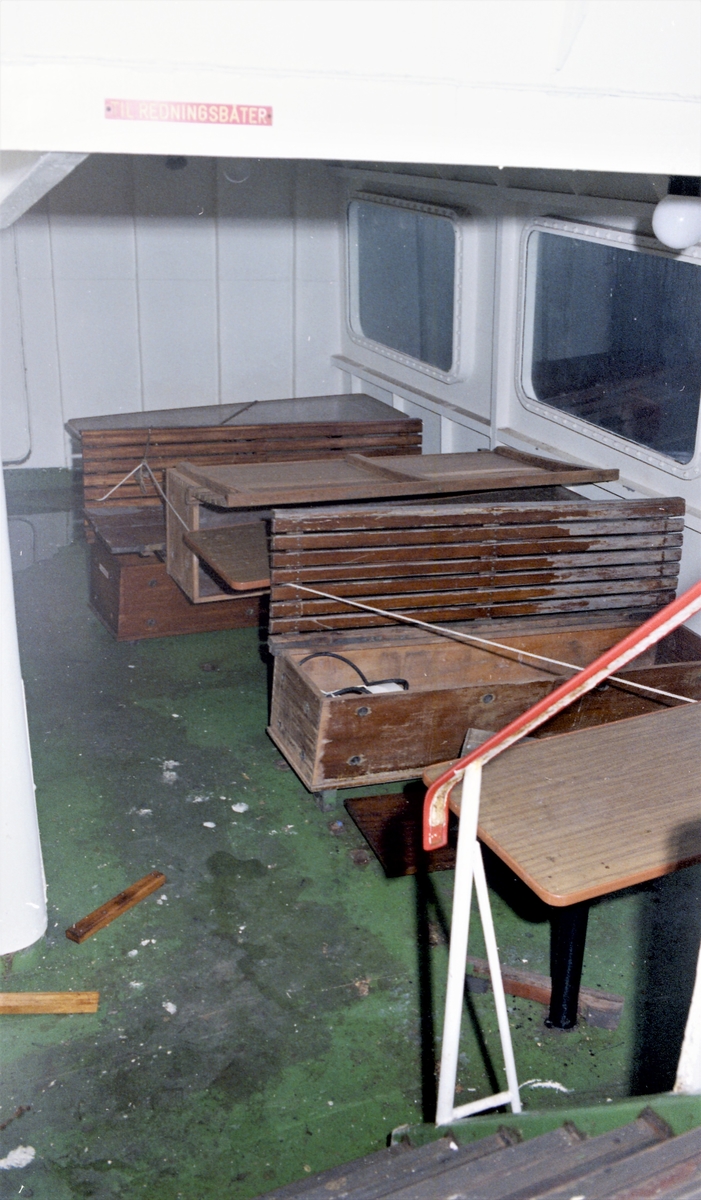Skip. Interiør og eksteriør på "Stella Marina". Bestilt av H.M.V.