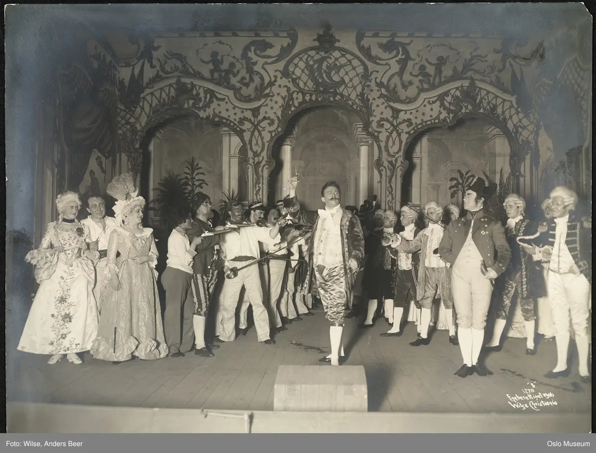 Centralteatret, forestilling, "Surcouf", skuespillere, kostymer, scenografi