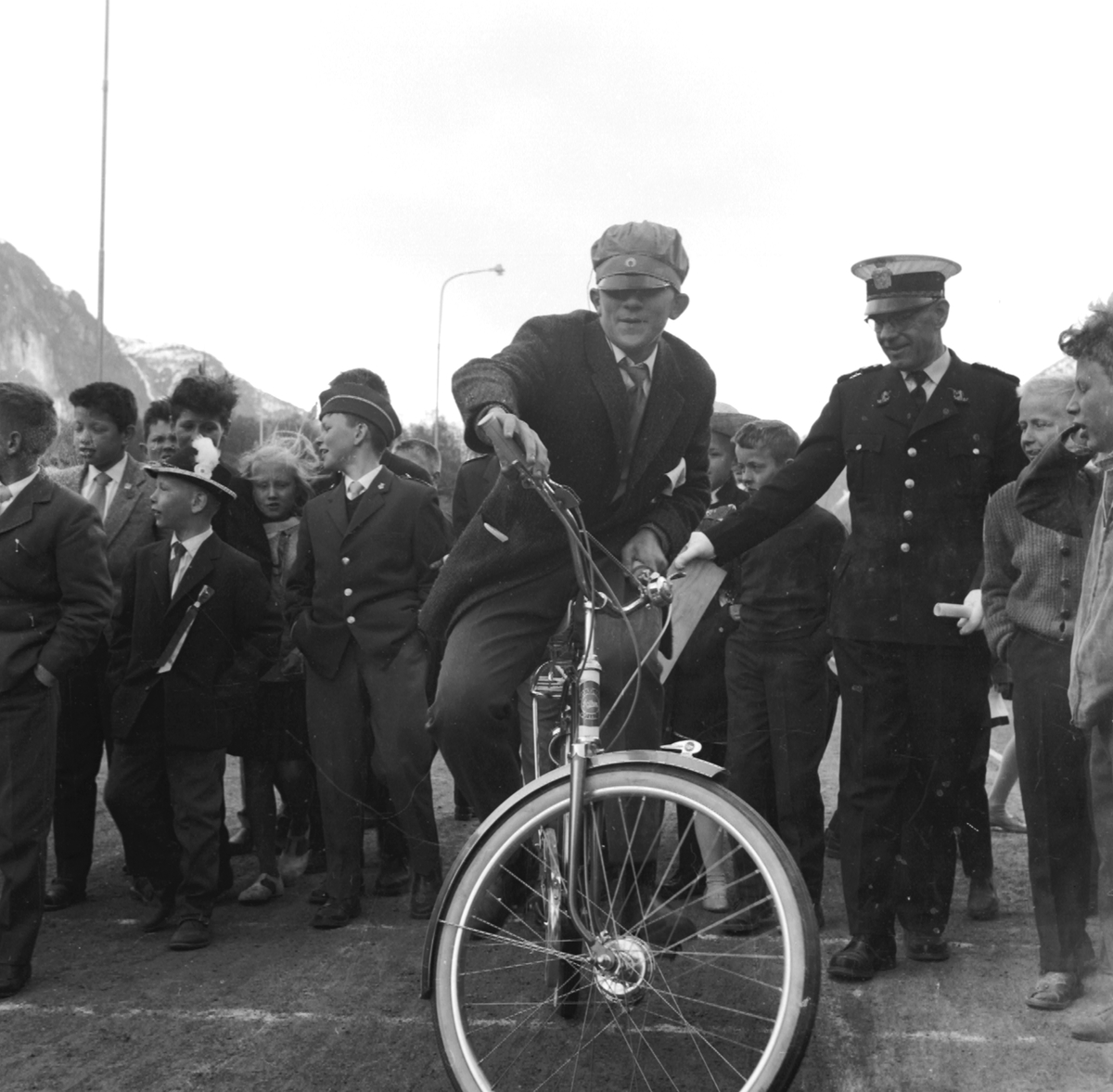 17. mai-leikar på Odda stadion.