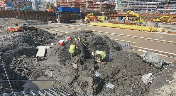 Bispevika 23. Renset frem like før første foto og opptaksrunde.