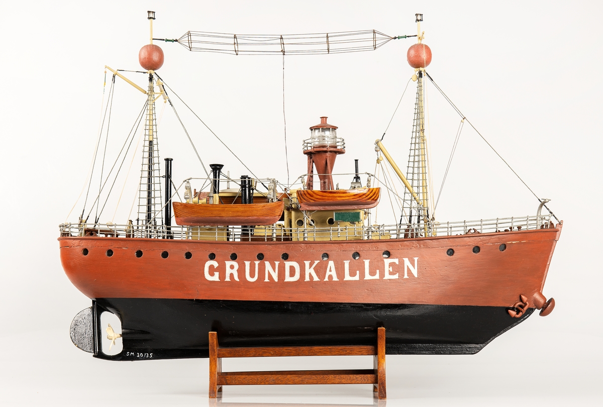 Modell av fyrskeppet Grundkallen tillverkad 1928–1932 av fyrvaktaren ombord.