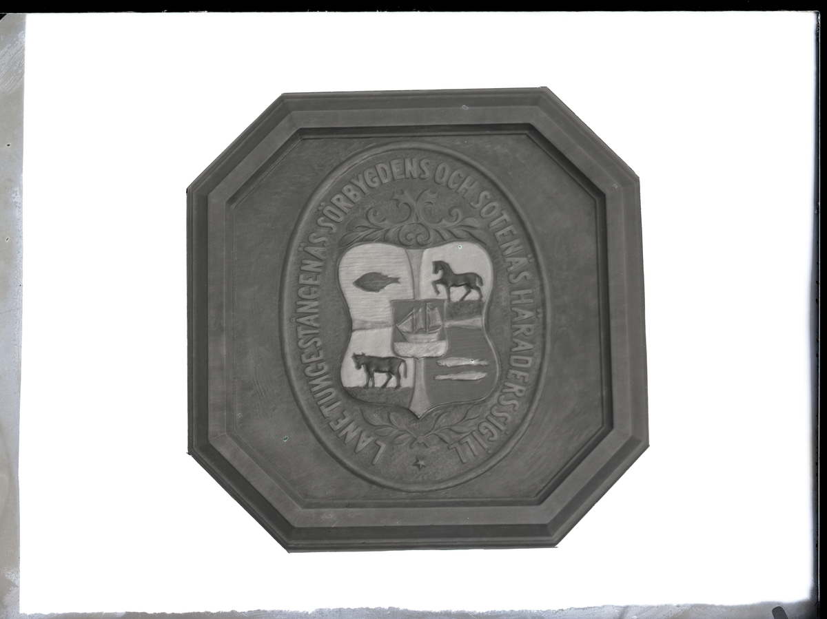 UMFA53666:0551