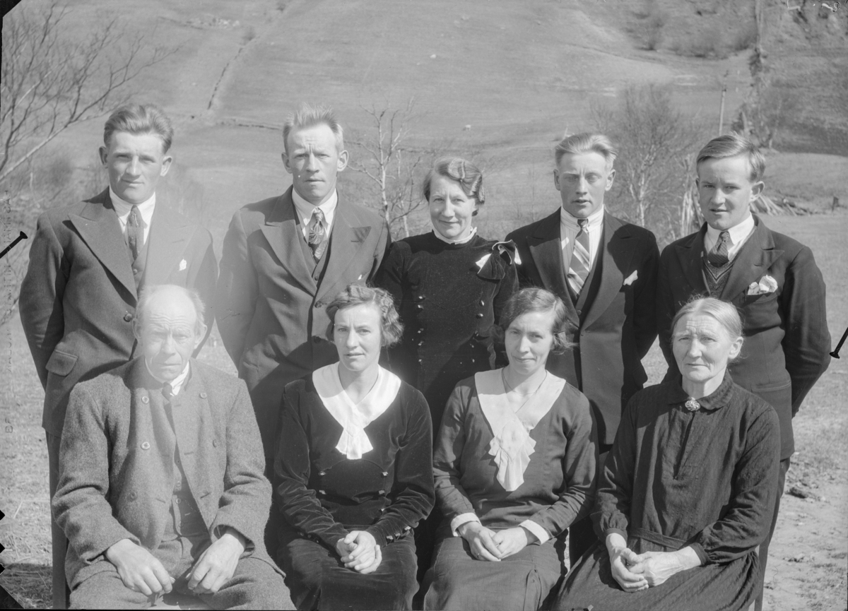 Familien i Vesl-Ulekleiv i Dovre