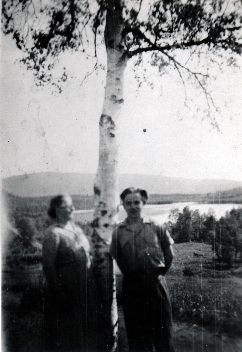 Kristine Birgitte Fossmo og Erling Andreas Fossmo. Fosslund, Tranøy