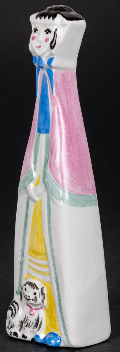 Figur, Drottning, formgiven av Dorothy Clough 1955, producerad av Gefle Porslin. Kan grupperas med två andra figurer av Clough från samma år; Kung och Prins.