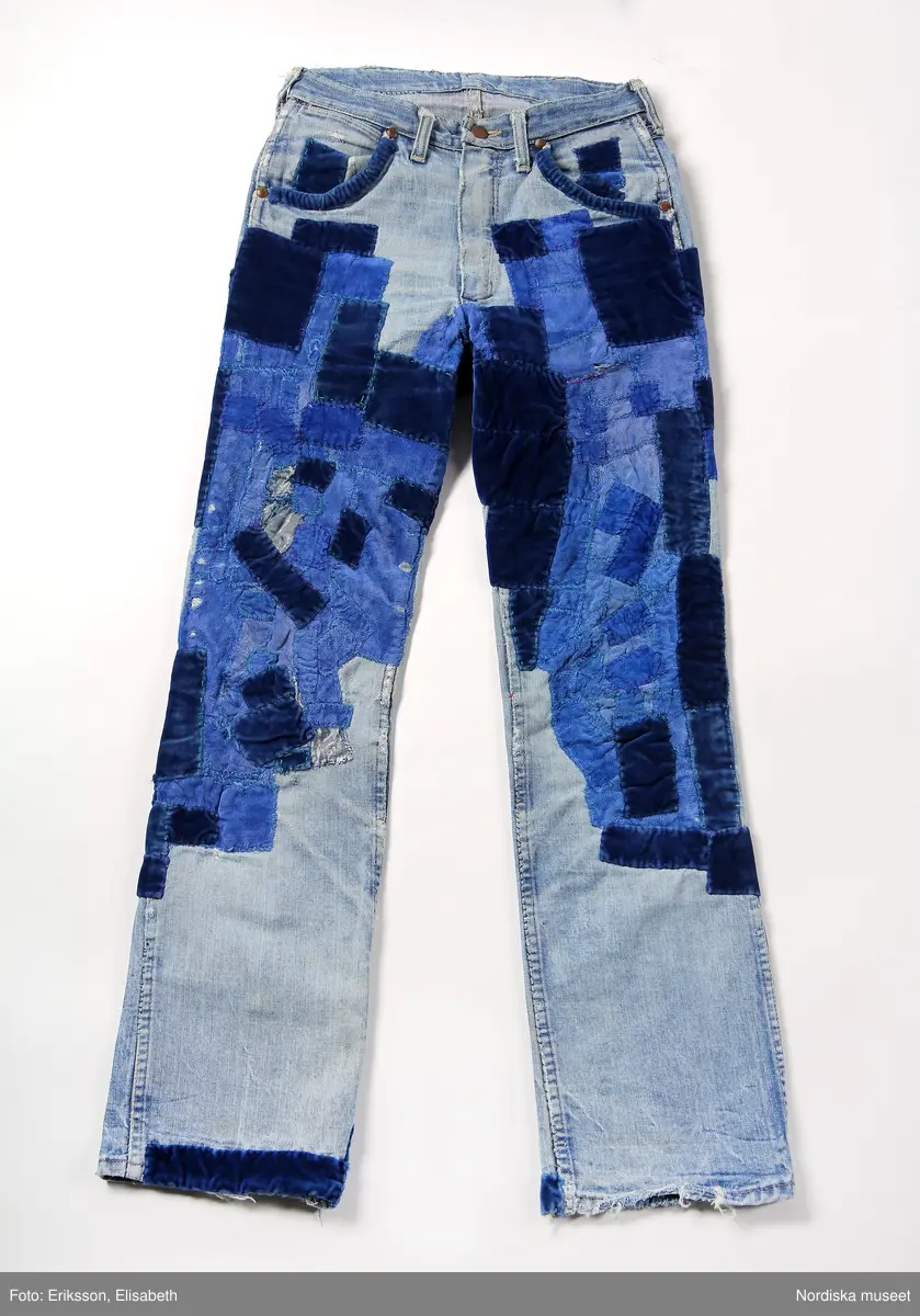 Denim eller jeanstyg.