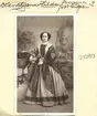 Porträtt av Hilda Lindgren. Dotter till landssekreteraren Adolf Lindgren och makan Johanna Maria Petré. Gift första gången 1862 med överste Christian Eric Ahlström och en andra gång 1885, men frånskild redan året därefter, med friherren och tulluppsyningsmannen Mårten Gabriel Leijonsköld Oxenstierna, vars efternamn hon kom att bära till sin död 1911.