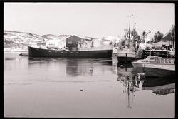 Snurperen "J. M. Senior" ved kai i Gangsåsbotn.