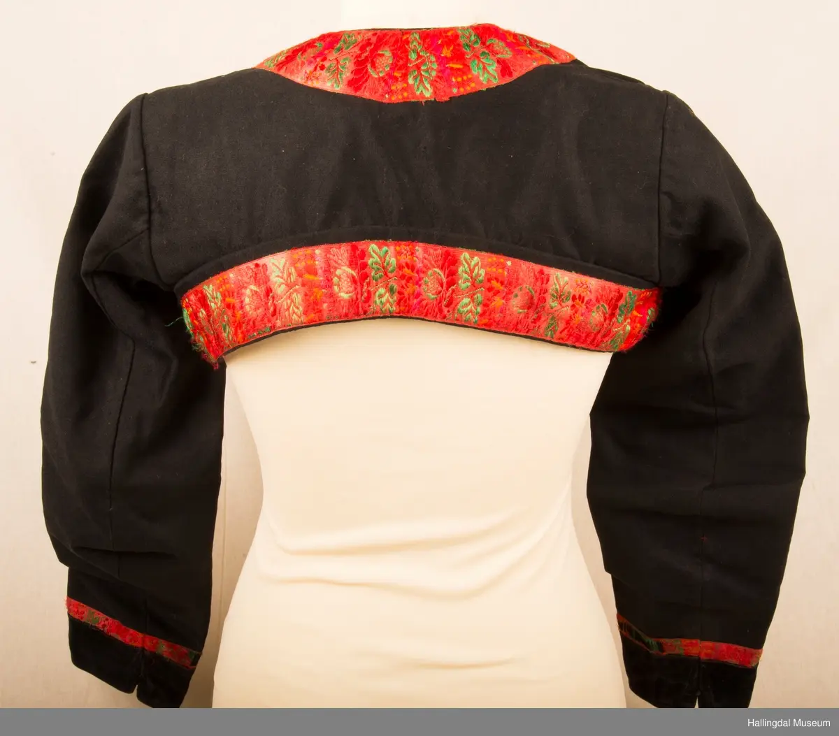 Bunad fra Hemsedal i Hallingdal