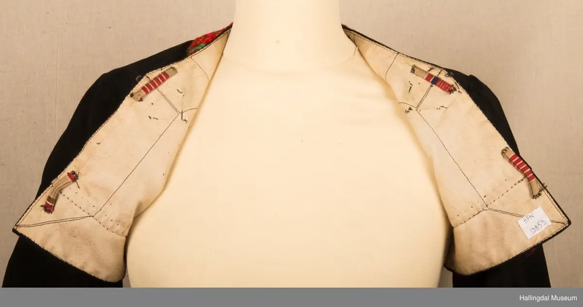 Bunad fra Hemsedal i Hallingdal