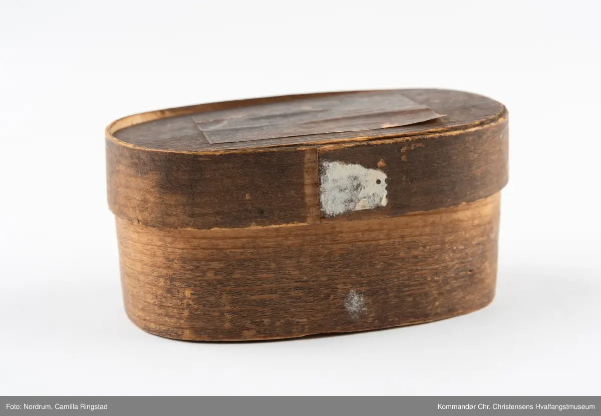 Eske med fiskekroker