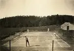 Tennisspel vid Korsnäs, Grödinge.