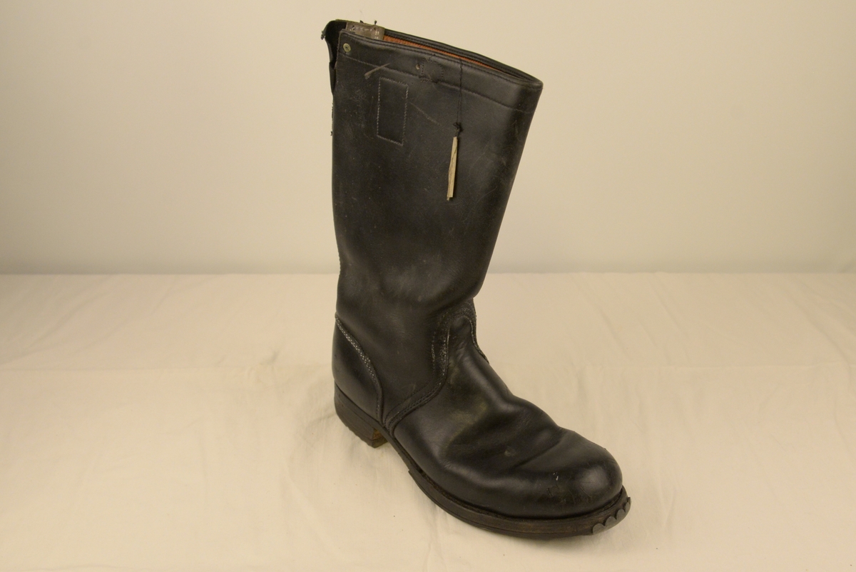 Støvel i størrelse 45