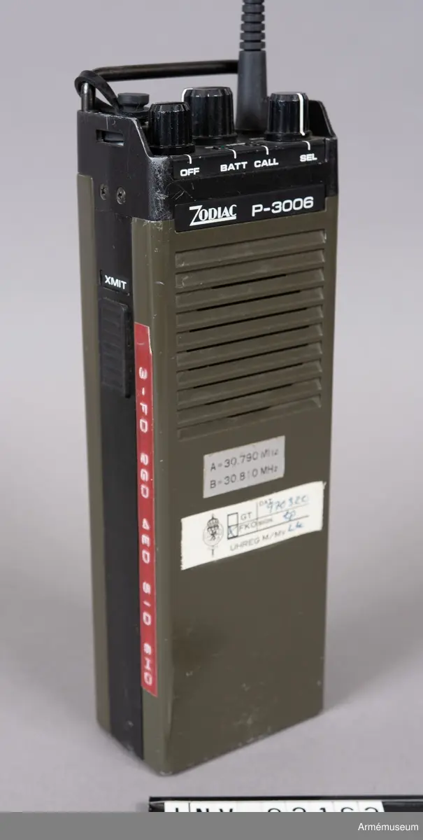 2 st Ra 175. Ursprungligen en civil "PR-radio” omtrimmad till 30 MHz. Lätt, bärbar och batteridriven station. Har använts inom hemvärnet och armén som skjutfältsradio där den särskilt uppskattades på grund av sin användarvänlighet och lätthet. Införd och använd under 1980-talet. Apparaten ska då vara godkänd men användaren behöver inget tillstånd. Ej krypterad och kan störas och avlyssnas. Ultrakortvågsradio som ersatte och kompletterade den tyngre och otympligare Ra 122.