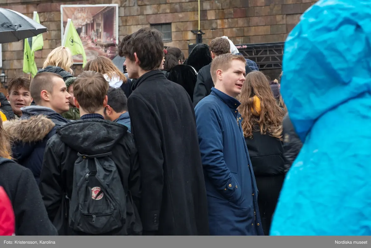 Klimatstrejk, skolstrejk. Skolungdomar tågar från Sergels torg till Mynttorget. Den globala ungdomsledda rörelsen Fridays for future och dess grundare Greta Thunberg är på plats.