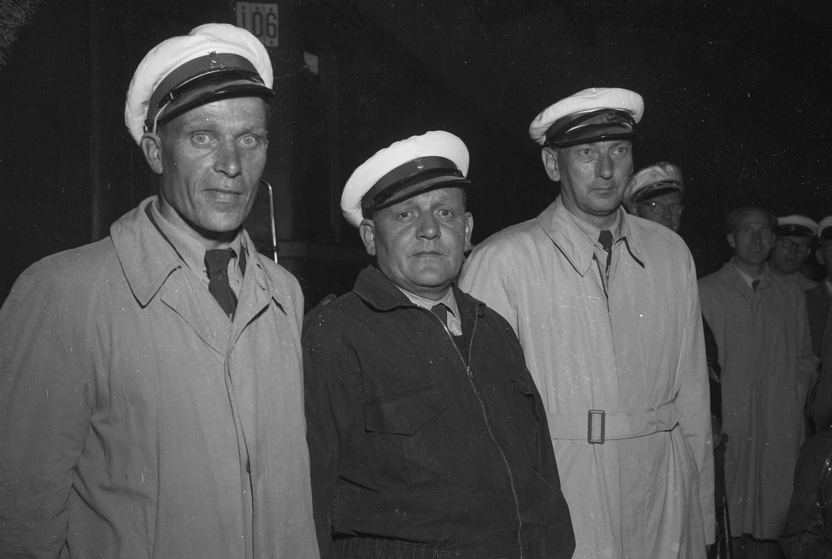 Dansk sangkor på jernbanestasjonen