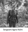 4. komp, plutonchefsskolan våren 1958. 
Ställföreträdare på 1. avd, sergeant Agne Holm.
Underofficerare och underbefäl bar alltid bajonett vid truppföring och lektioner i terrängen.