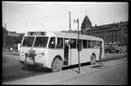 Vid hållplatsen vid Norra Bantorget står Statens Järnvägar, SJ buss 771-D på linje 5 som utgick från Norra Bantorget till Parkgatan vid Råsunda Fotbollstadion. Linjesträckningen gick via S:t Eriksplan - Karlbergs Slott - Talludden (nuvarande Pampas Marina) - Huvudsta Gård - Huvudsta Allé - nuvarande Huvudstagatan och Rudsjövägen fram till Parkgatan.