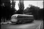 Aktiebolaget Stockholms Spårvägar, SS buss 68, på väg till Världssportutställningen vid Källhagen, 1949. Resan går mellan Nybroplan och utställningen.