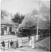 Smålands Annebergs station, persontåg med ånglok, personvagnar samt resgodsvagn.