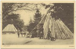 Vykort med motiv från Skansen. "Lapplägret".