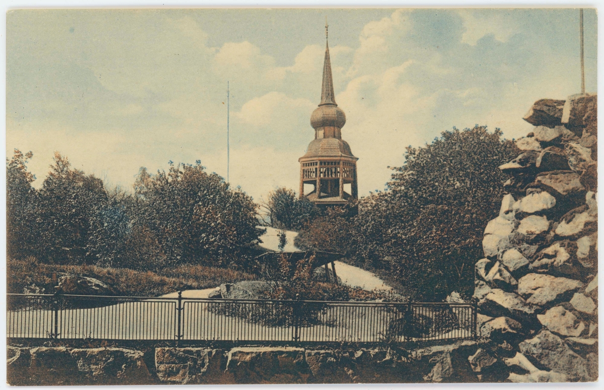 Vykort med motiv från Skansen. "Håsjöstapeln sedd från säldammen".