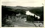 Vykort med motiv över Indalsälven och Café Utsikten vid Sillre.