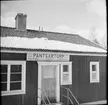 Pantsartorp trafikplats med expeditions- eller väntsalsbyggnad ligger mellan Hällefors och Fredriksberg.