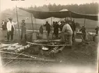 Landstormens mobilisering 1914, matlagning i kokgrop.