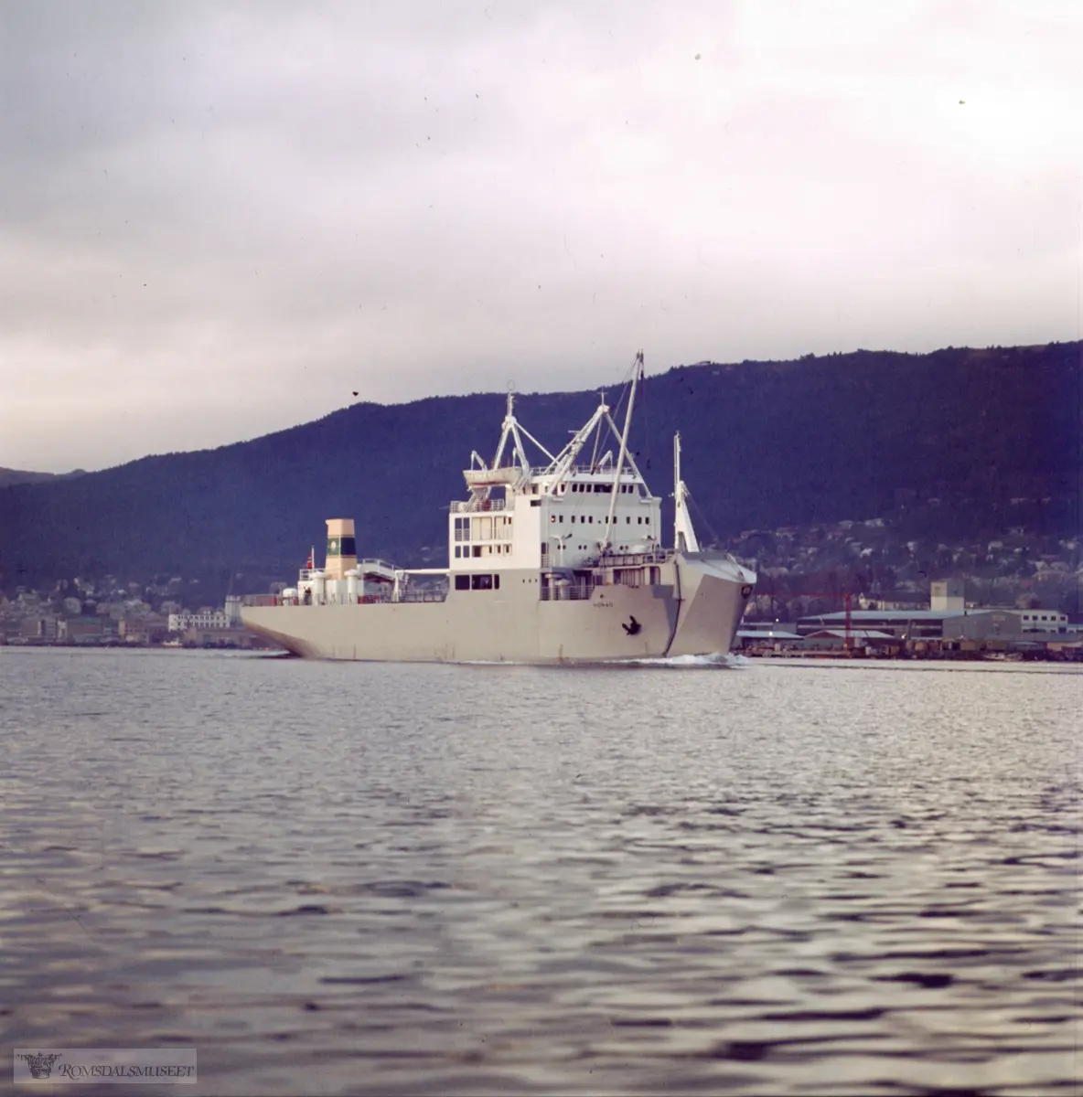 Byggnummer 237, "Mwenge", bygget ved Bolsønes Verft i 1973 og 1974. Levert som NORAD-skip til Tansania.