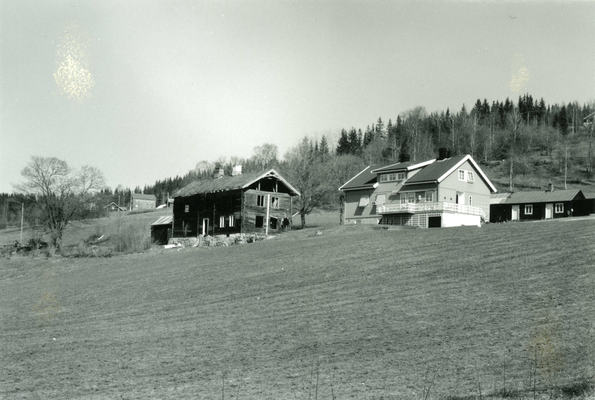 Øvre Skiaker, Østsinni