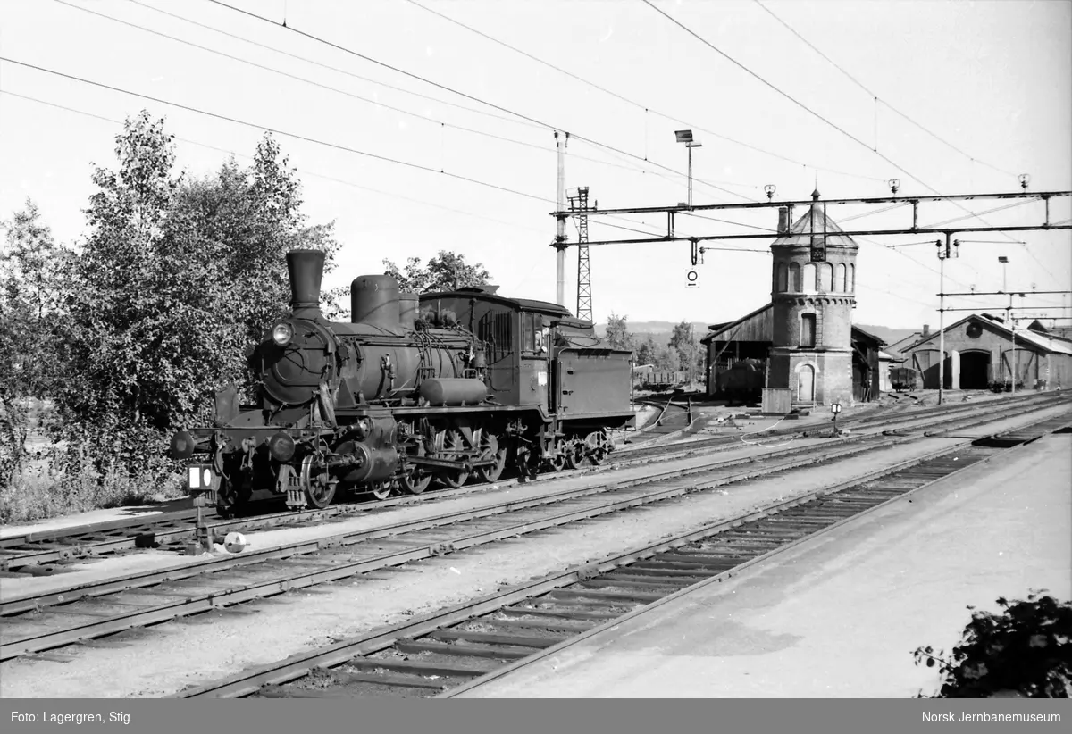 Damplokomotiv type 18c nr. 134 på Kongsvinger stasjon