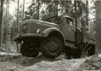 Prov med lastterrängbil 939 vid Arméns motorskola. Slutprov i Strängnäs i april 1962.