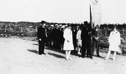 Elevar ved Rogaland off. Landsgymnas med fana si klar til 17