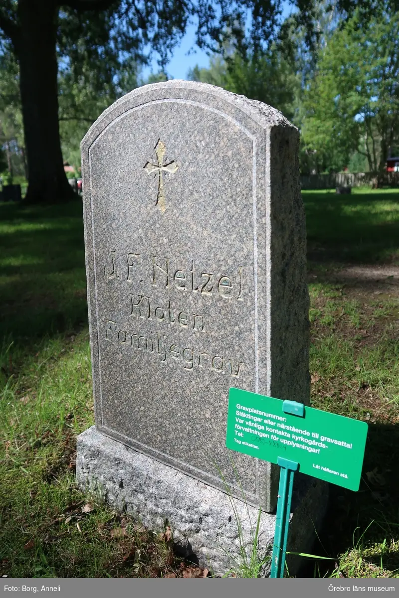 Fotoprotokoll

Acc. Nr. OLM-2019-400_1-45
Örebro läns museums diarienummer: 2016.230.125
Fotograf: Anneli Borg 
Objekt: Ramsbergs nya kyrkogård
Kommun: Lindesbergs kommun
Län: Örebro
År: 2019

Motiv: 
1-45	Ramsbergs nya kyrkogård, gravvårdar