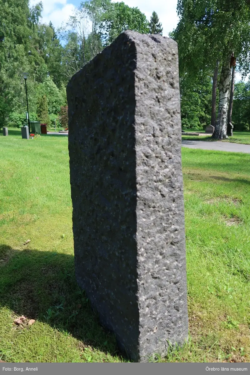 Fotoprotokoll

Acc. Nr. OLM-2019-400_1-45
Örebro läns museums diarienummer: 2016.230.125
Fotograf: Anneli Borg 
Objekt: Ramsbergs nya kyrkogård
Kommun: Lindesbergs kommun
Län: Örebro
År: 2019

Motiv: 
1-45	Ramsbergs nya kyrkogård, gravvårdar