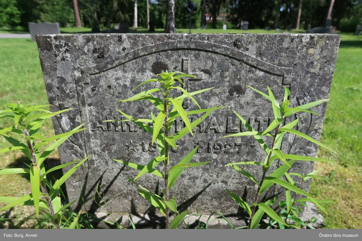 Fotoprotokoll

Acc. Nr. OLM-2019-400_1-45
Örebro läns museums diarienummer: 2016.230.125
Fotograf: Anneli Borg 
Objekt: Ramsbergs nya kyrkogård
Kommun: Lindesbergs kommun
Län: Örebro
År: 2019

Motiv: 
1-45	Ramsbergs nya kyrkogård, gravvårdar
