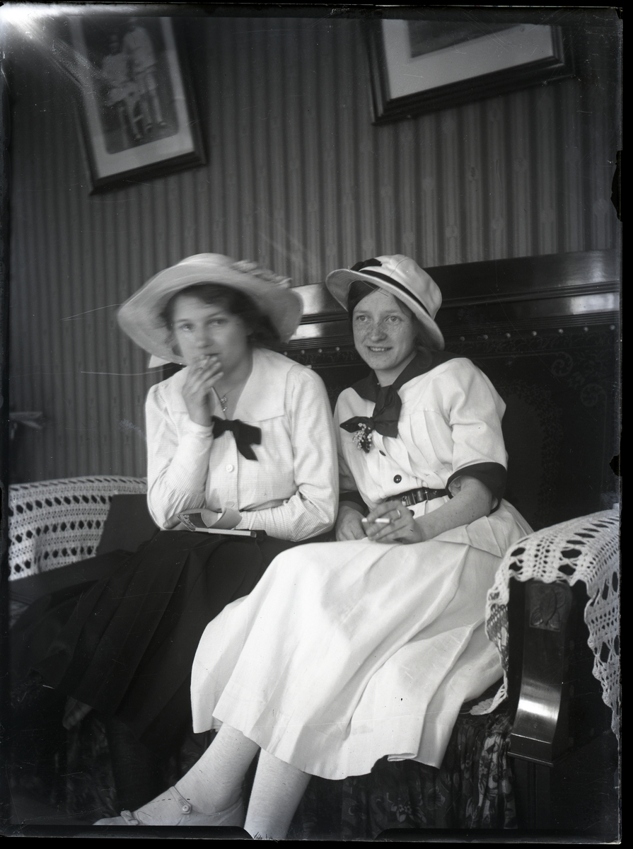 Lilly Blomdahl och Lilly Flytström, Västmanland.
