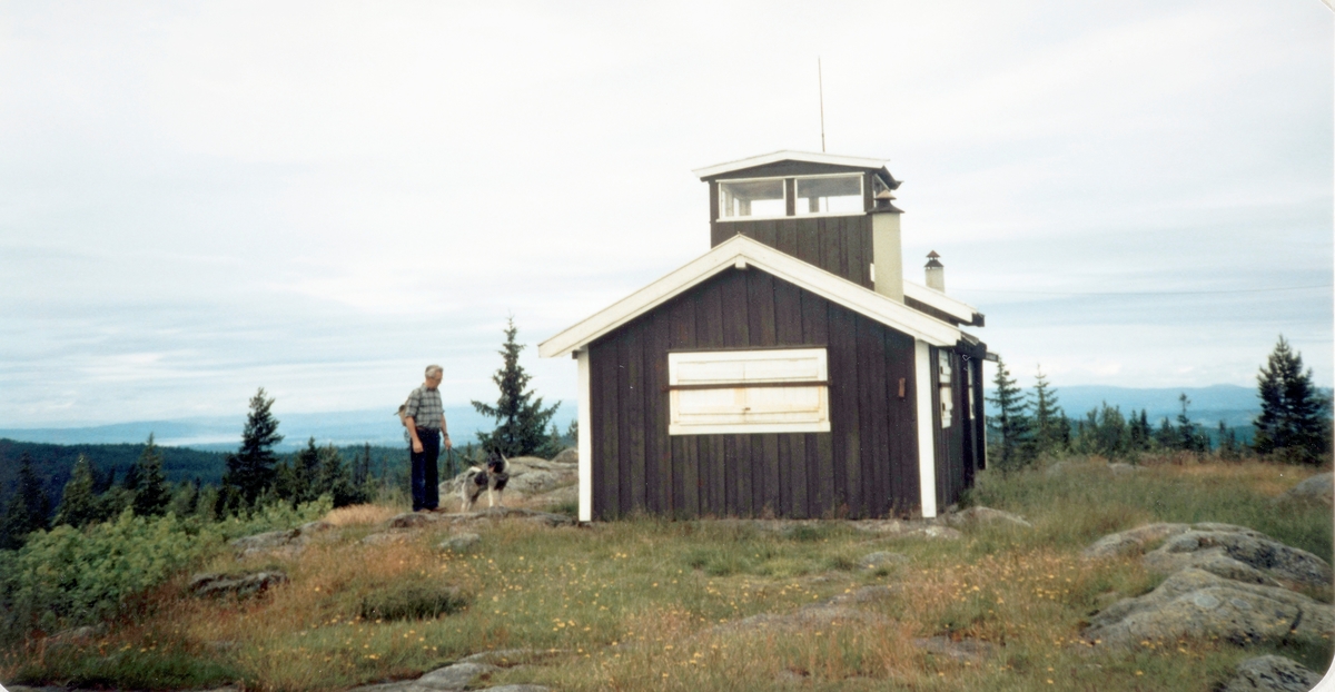 Knukberget, Stange Allmenning, brannvakttårn, Leif Ramseth, elghund,