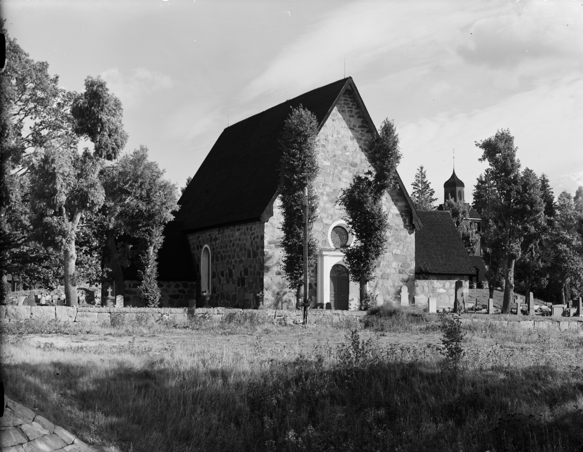 Hökhuvuds kyrka, Östhammar, Uppland