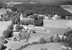 Nöbbele kyrka och skola, 1957.