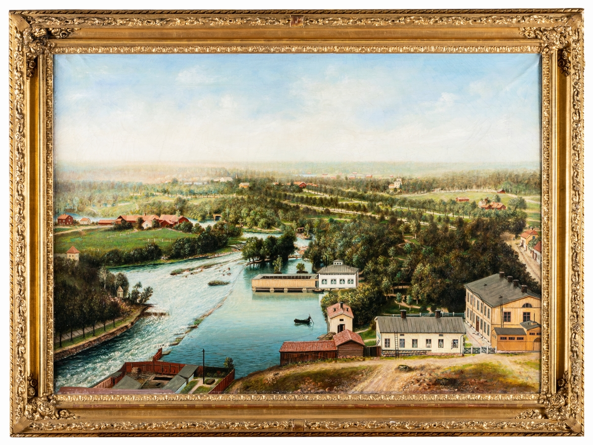 Vy över Gefle från 1800-talets slut, fångad från Helga Trefaldighetskyrkans torn mot nordväst. I förgrunden sjukhuset Grapes minne och Gavleån med badhuset Najaden. På målningen syns även Stadsträdgården med allén.
Målningen är inte signerad.
