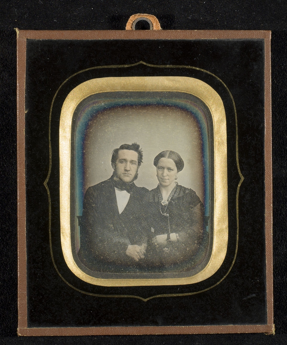 Daguerreotypi av de forlovede Frederik Georg Gade (1830-1906) og Ingeborg Wallem (1830-1902).