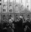 Studentspex vid Engelbrekt på Stortorget.
9 mars 1959.