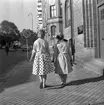 Flickskole-flickor till Wien. 
13 juni 1959.