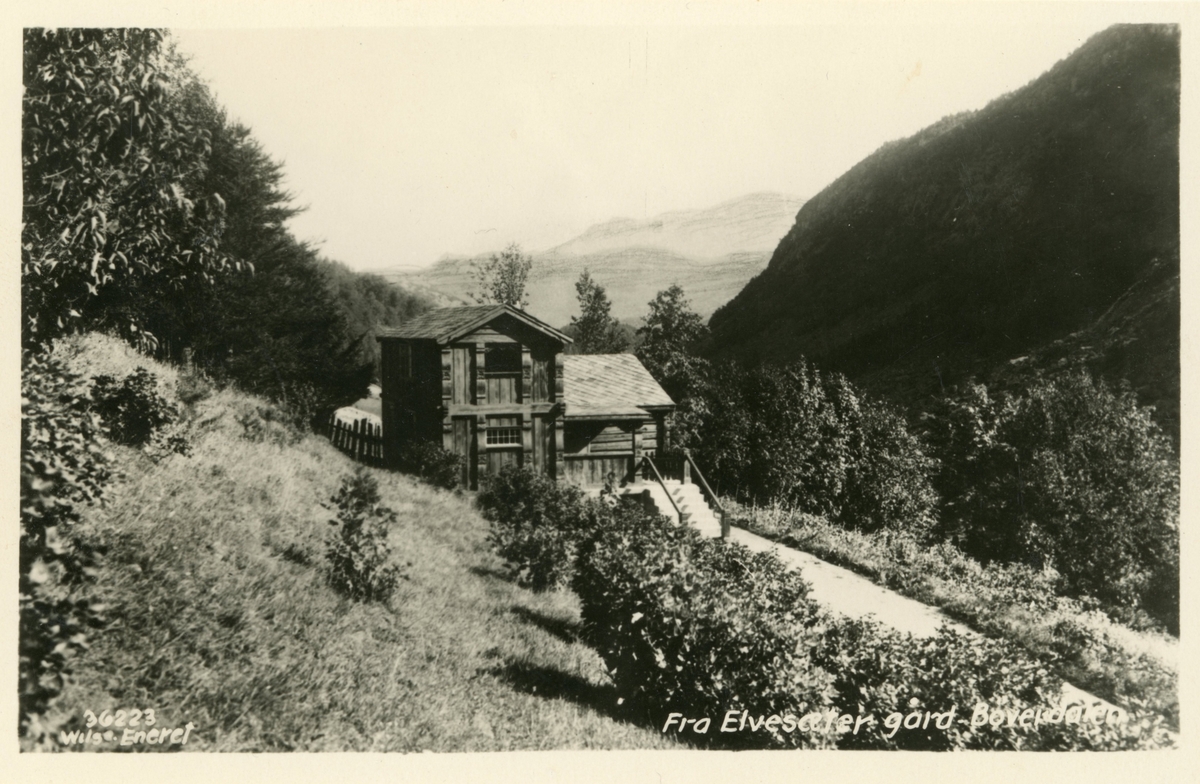 Prospektkort av Elvesæter gård i Bøverdalen.